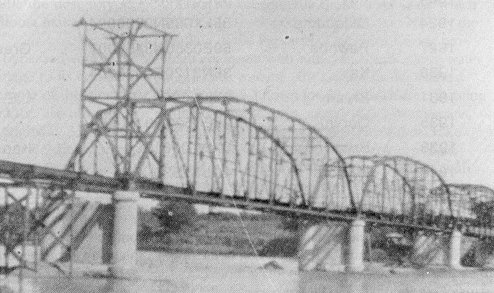 Building the Belford Bridge in 1927.  Bridge 59E0350N3450007 crosses the Arkansas River to join Osage and Pawnee Counties.